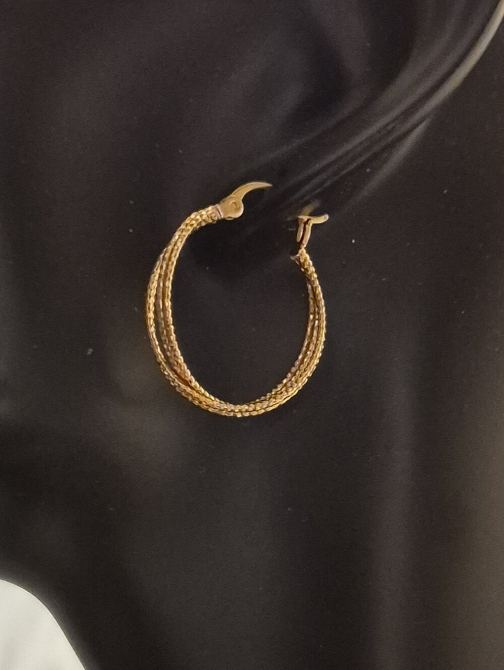 Chic Duo Gold Criss Cross Textured Hoop Earrings